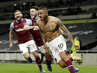 WATCH | Lanzini thunderbolt co...